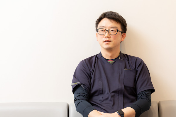 「コンコン」と続く乾いた咳。痰は出ないのに止まらなくてお辛いですよね
